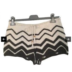 Bonpoint Crochet Cream Black Knit Mini Shorts Size Medium